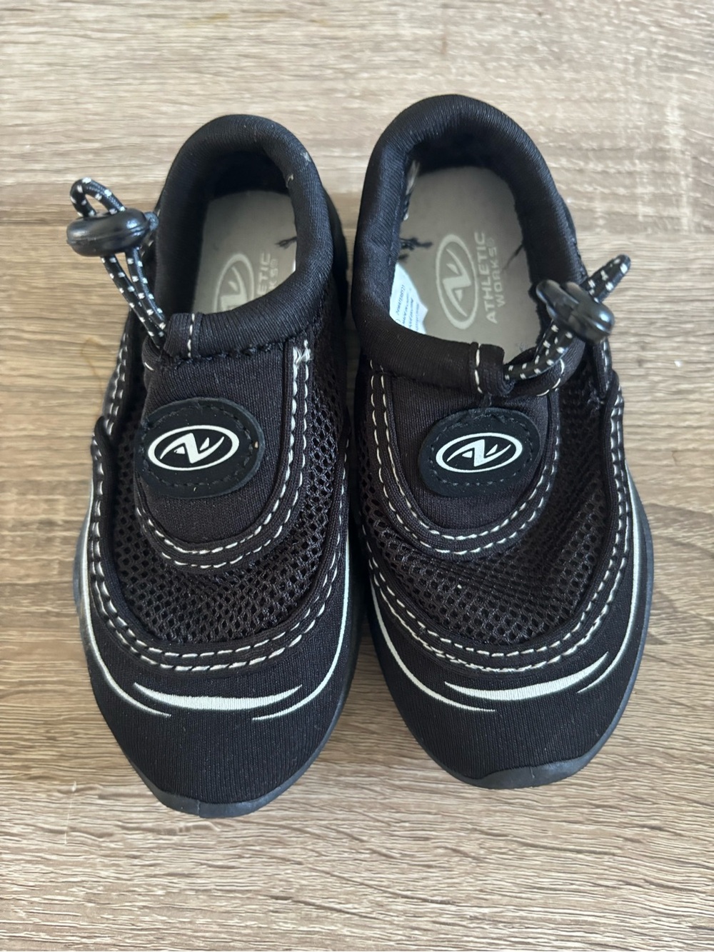 Athletic Works Kids Black Water Shoes with Toggle Closure